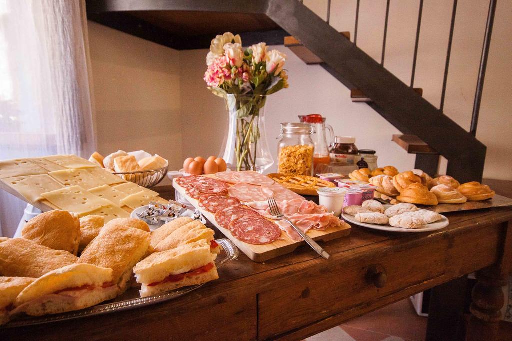 A Casa Mastacchi Bed & Breakfast Сиена Екстериор снимка