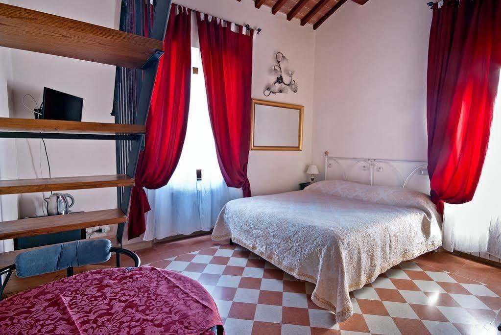 A Casa Mastacchi Bed & Breakfast Сиена Екстериор снимка