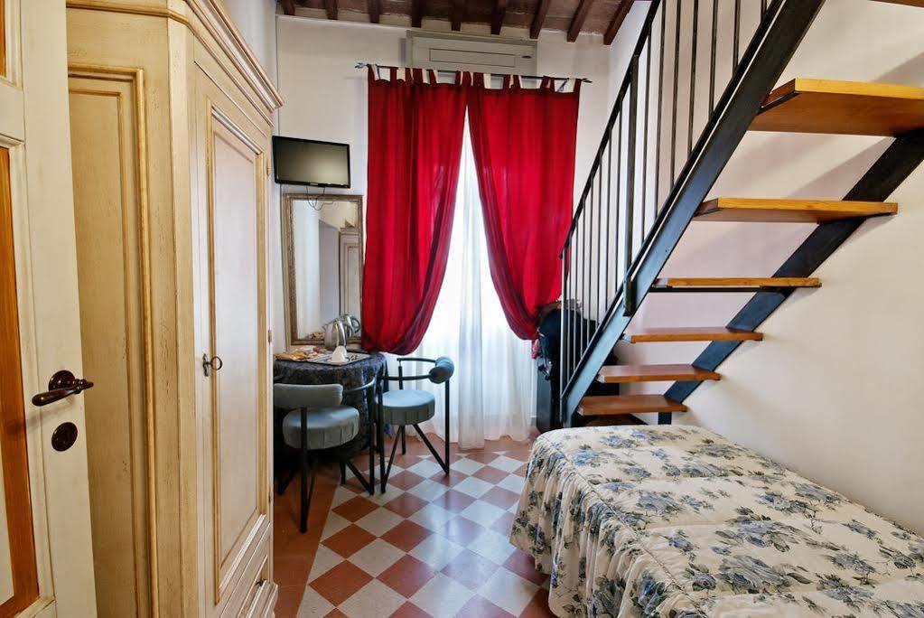 A Casa Mastacchi Bed & Breakfast Сиена Екстериор снимка